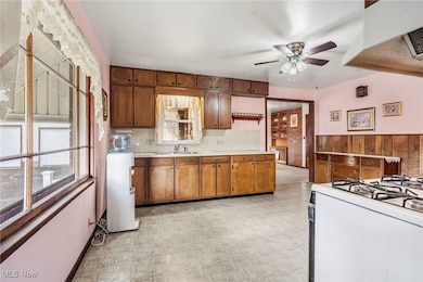 345 Werley St, Canton, OH 44730 - photo 6