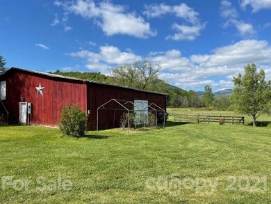 152 Gilbert Rd, Leicester, NC 28748 - photo 5