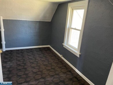 1327 14th Ave E, Hibbing, MN 55746 - photo 7