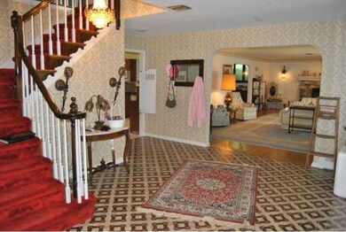 1368 Hendricks Rd, Pennsburg, PA 18073 - photo 3