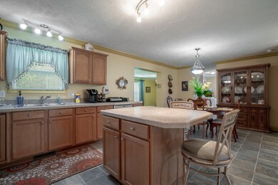 291 Colonial Landing SE-16