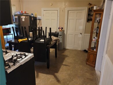 745 Potters Ave, Providence, RI 02907 - photo 5