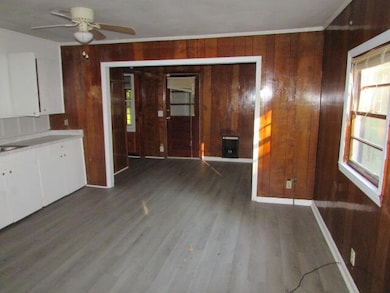 148 Carolina Ave, Sumter, SC 29150 - photo 4