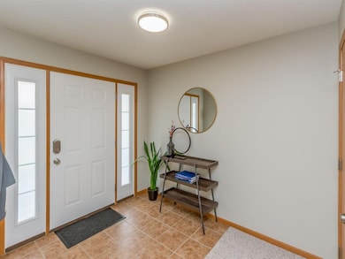 3610 Stoneview Cir SW unit 3610, Cedar Rapids, IA 52404 - photo 3