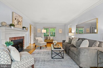 1010 Potomac Ln, Alexandria, VA 22308 - photo 4