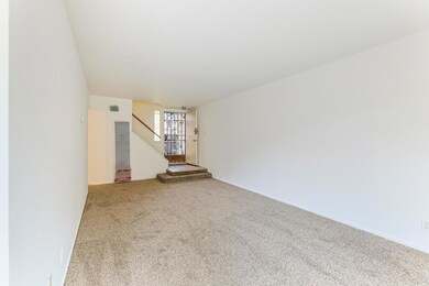 914 Acosta Plaza unit 91, Salinas, CA 93905 - photo 5