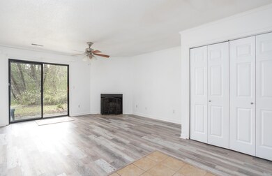 2757 Jobee Drive-8