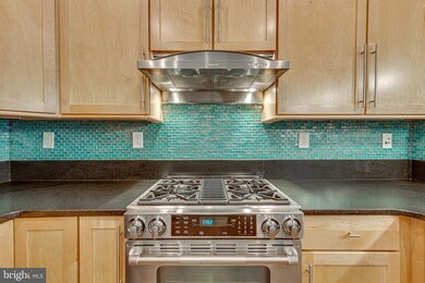 Rhodes Hill Square unit B120, Arlington, VA 22209 - photo 5