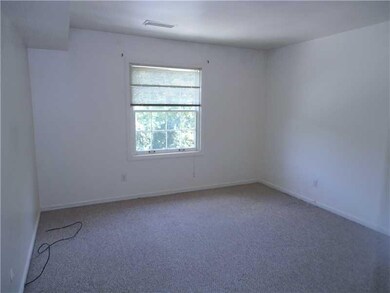 930 Adam Dr unit H, Pittsburgh, PA 15216 - photo 5