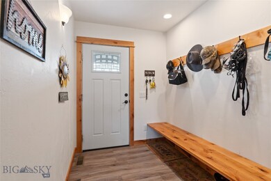 Entry way