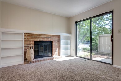 210 Maple Avenue-8