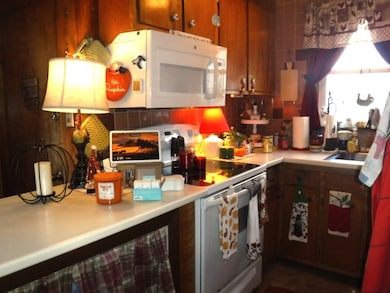 24 Boylston St, Methuen, MA 01844 - photo 2