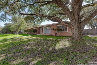 1337 N Lbj Dr, San Marcos, TX 78666 - photo 4