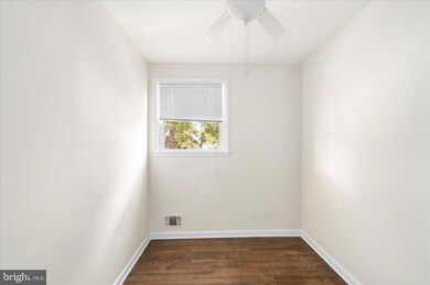 4804 Crosswood Ave unit 1, Baltimore, MD 21214 - photo 3
