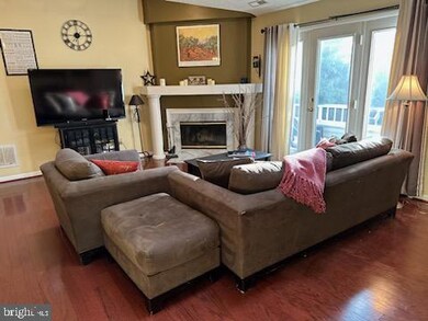 1906 Naomis Ct, North Wales, PA 19454 - photo 6