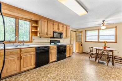 416 Beccaris Dr, Rollinsford, NH 03869 - photo 2