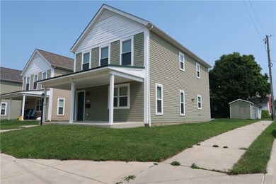 Beautiful Street of Newer Homes in Jeannette!