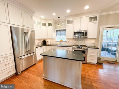 241 Hermitage Blvd, Berryville, VA 22611 - photo 2