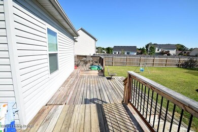 132 Gentry Crossings Blvd, Mount Washington, KY 40047 - photo 7