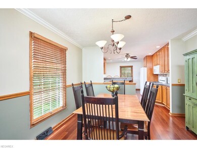 Dining room.