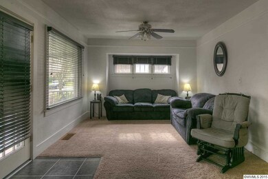 1025 15th St NE, Salem, OR 97301 - photo 4