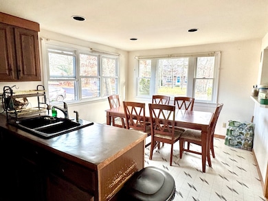 299-301 Winslow Gray Rd, Yarmouth, MA 02673 - photo 4