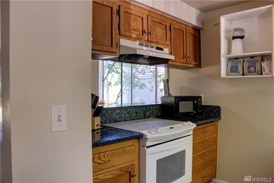 1526 192nd St SE unit U4, Bothell, WA 98012 - photo 7