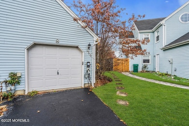 8 Jennings Ct, Freehold, NJ 07728 - photo 7