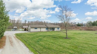 547 E Booe Rd, Austin, IN 47102 - photo 4