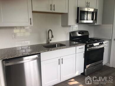 421 Cook Ave, Middlesex, NJ 08846 - photo 3