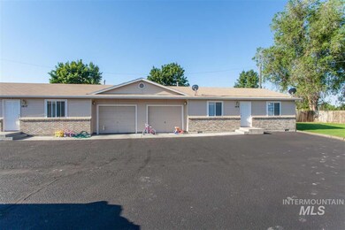 1413 Holly St, Nampa, ID 83686 - photo 2