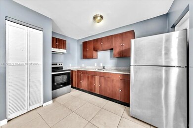 365 NW 8th St unit 211, Miami, FL 33136 - photo 2