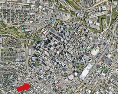 HENOMENAL LOCATION! Minutes to Minute Maid, Toyota
