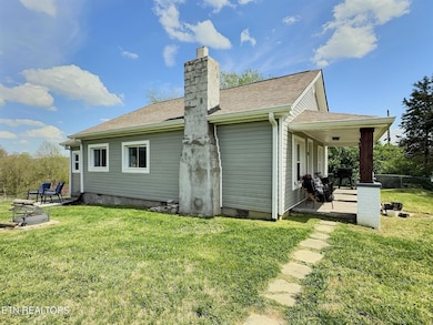 165 Lake Shore Ln, La Follette, TN 37766 - photo 3