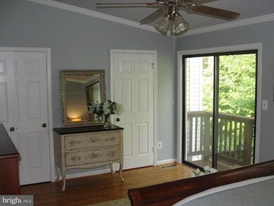 8021 Galla Knoll Cir, Springfield, VA 22153 - photo 7