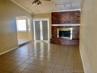 129 W Gulfport St, Broken Arrow, OK 74011 - photo 2