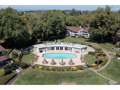 615 N Tomahawk Island Dr unit 615, Portland, OR 97217 - photo 5