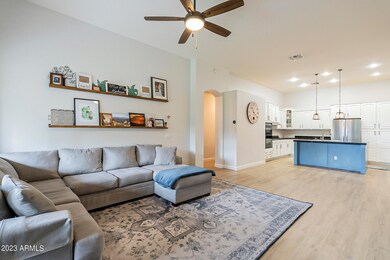 family room 3