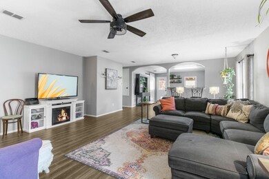 8229 Montecito Dr, Denton, TX 76210 - photo 6