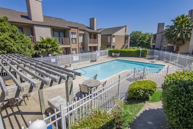 3220 69th St unit F4, Galveston, TX 77551 - photo 5