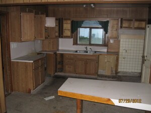 119 N Madison St, Grand View, IA 52752 - photo 4