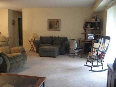 4700 N Main St unit 2B, Fall River, MA 02720 - photo 4