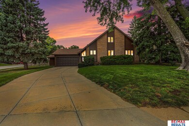 12654 Bartels Dr, Omaha, NE 68137 - photo 2