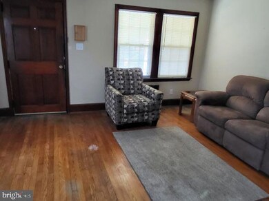 105 Broad St, Saint Georges, DE 19733 - photo 4