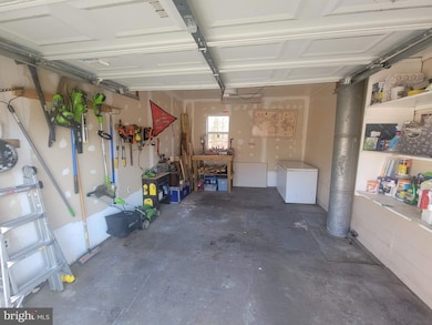 5209 Vienna Dr, Clinton, MD 20735 - photo 3