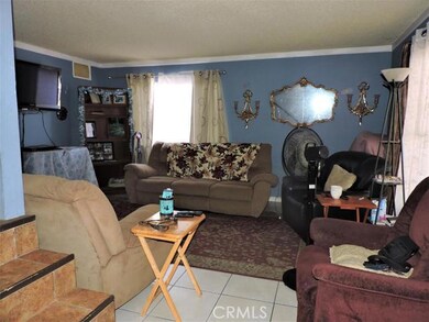 14226 Arrowhead Dr, Victorville, CA 92395 - photo 3