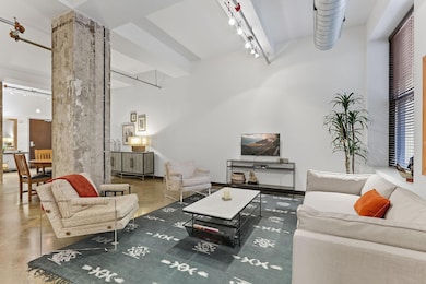 350 Saint Peter St unit 308, Saint Paul, MN 55102 - photo 4