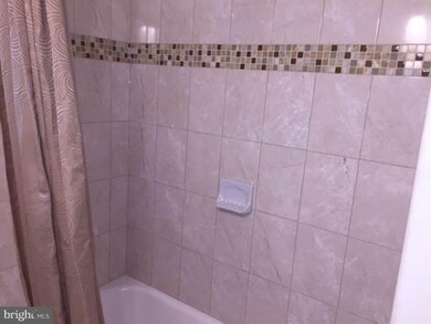 2107 Ramblewood Dr, District Heights, MD 20747 - photo 7