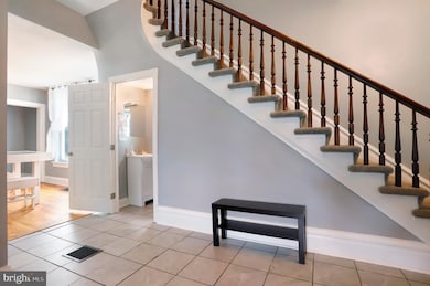 32 E 2nd St, Waynesboro, PA 17268 - photo 4