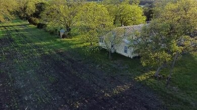 1286 N Main St, Boerne, TX 78006 - photo 4